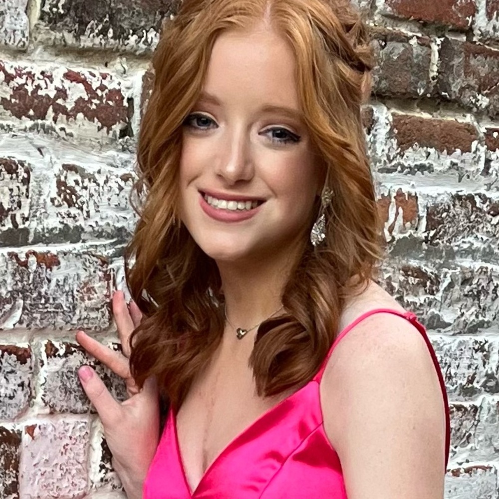 Meet your Posher, Evie